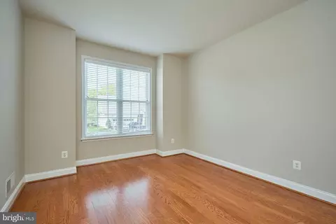6907 Broadleaf Ter, Gainesville, VA 20155 photo 31