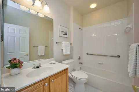 6907 Broadleaf Ter, Gainesville, VA 20155 photo 33