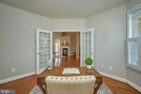 6907 Broadleaf Ter, Gainesville, VA 20155 photo 9