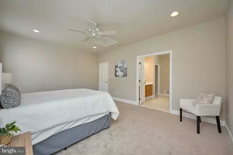 6907 Broadleaf Ter, Gainesville, VA 20155 photo 26