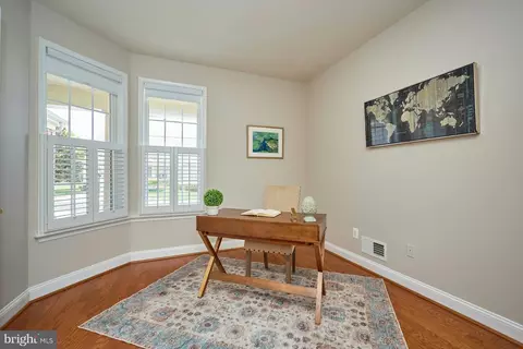 6907 Broadleaf Ter, Gainesville, VA 20155 photo 10