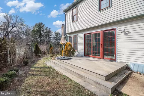 Exterior - 4635 Holleyside Ct, Dumfries, VA 22025 photo 8 of 10