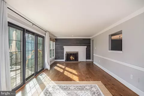 Living - 4635 Holleyside Ct, Dumfries, VA 22025 photo 1 of 3