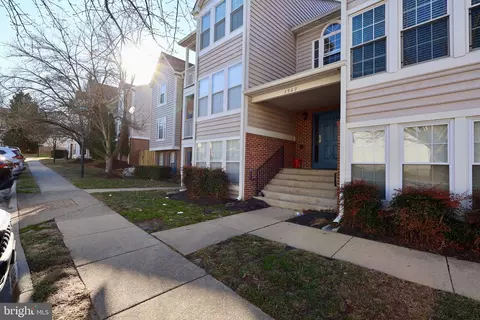 3560 Sherbrooke Cir #103, Woodbridge, VA 22192
