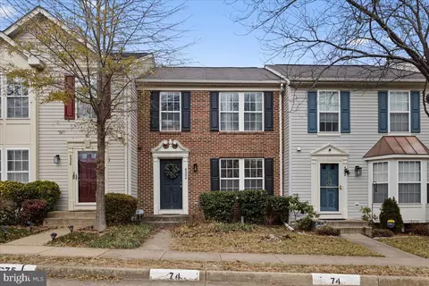 4934 Marshlake Ln, Dumfries, VA 22025