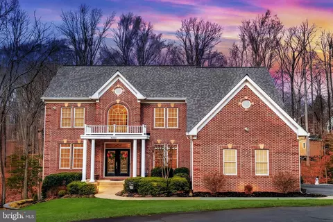8360 Hickory Hollow Ct, Manassas, VA 20112
