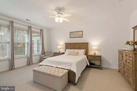 Bedroom - 16040 Dancing Leaf Pl, Dumfries, VA 22025 photo 2 of 5