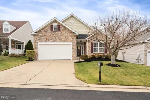 Exterior - 16040 Dancing Leaf Pl, Dumfries, VA 22025 photo 2 of 7