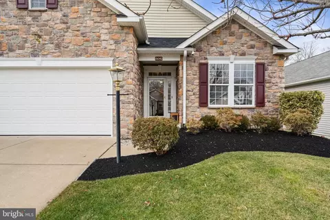 Exterior - 16040 Dancing Leaf Pl, Dumfries, VA 22025 photo 7 of 7