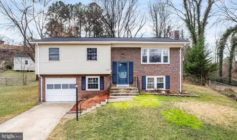 4603 Kaplan Ct, Woodbridge, VA 22193