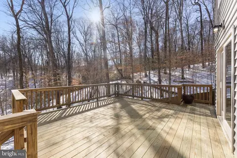 Exterior - 6099 River Forest Dr, Manassas, VA 20112 photo 12 of 14