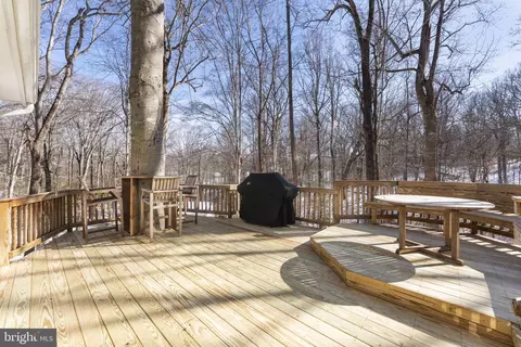 Exterior - 6099 River Forest Dr, Manassas, VA 20112 photo 9 of 14