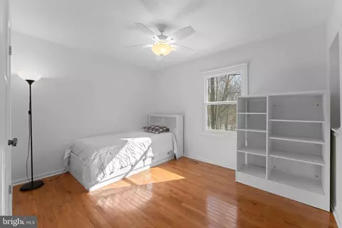 Bedroom - 6099 River Forest Dr, Manassas, VA 20112 photo 4 of 7