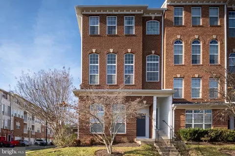 15224 Rosemont Manor Dr, Haymarket, VA 20169