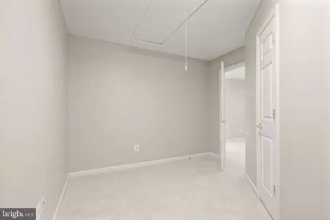 Bedroom - 6932 Walnut Hill Dr, Gainesville, VA 20155 photo 7 of 7