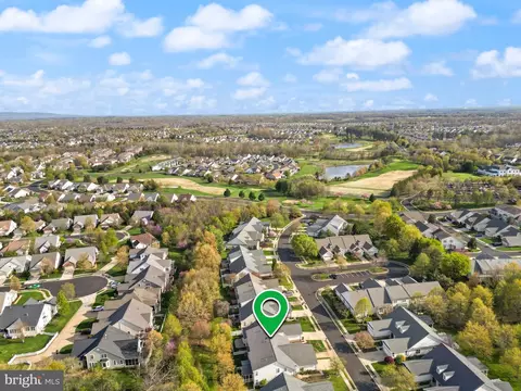 View/Area - 6932 Walnut Hill Dr, Gainesville, VA 20155 photo 3 of 3
