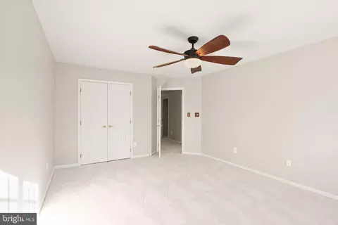 Bedroom - 6932 Walnut Hill Dr, Gainesville, VA 20155 photo 3 of 7