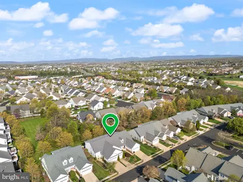 View/Area - 6932 Walnut Hill Dr, Gainesville, VA 20155 photo 2 of 3