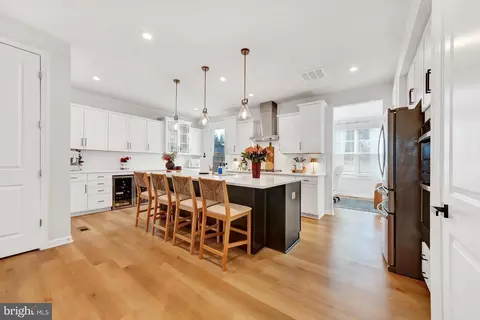 Kitchen - 18307 Summit Pointe Dr, Triangle, VA 22172 photo 1 of 3