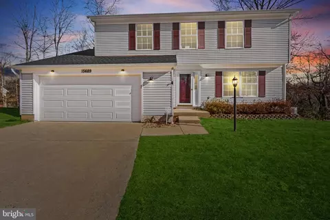 15689 Pike Trl, Dumfries, VA 22025