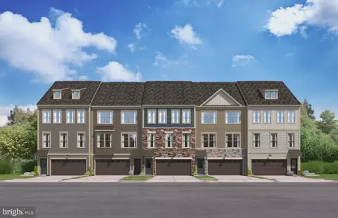 14145 Slate St, Woodbridge, VA 22193