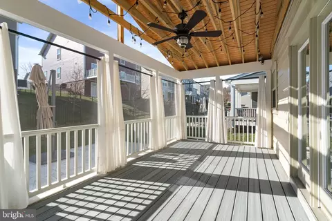 Exterior - 2321 Sweet Pepperbrush Loop, Dumfries, VA 22026 photo 3 of 13
