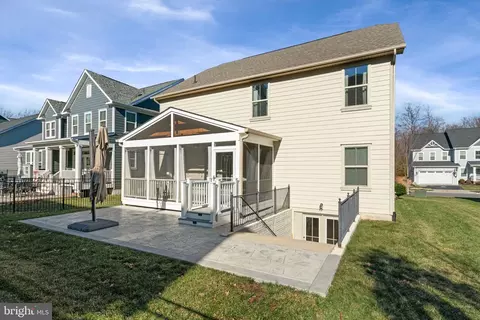 Exterior - 2321 Sweet Pepperbrush Loop, Dumfries, VA 22026 photo 2 of 13