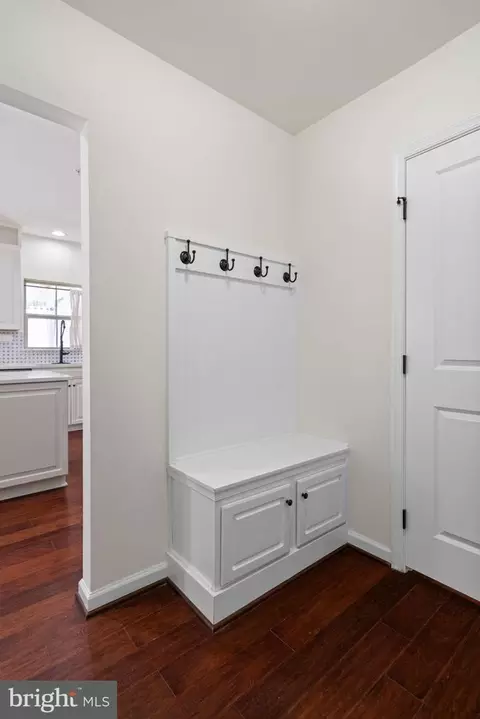 Entry Way - 2321 Sweet Pepperbrush Loop, Dumfries, VA 22026 photo 3 of 11