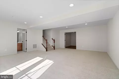 Living - 2321 Sweet Pepperbrush Loop, Dumfries, VA 22026 photo 1 of 2