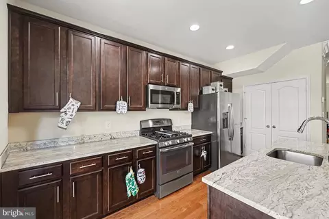 Other - 4440 Potomac Highlands Cir, Triangle, VA 22172 photo 4 of 10