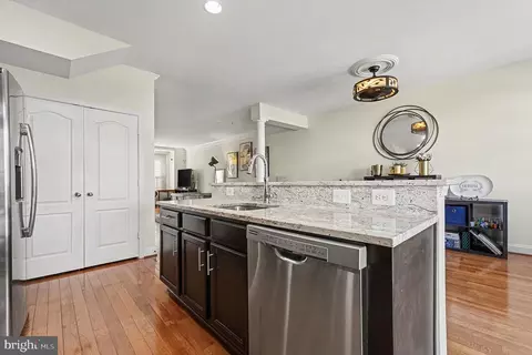 Kitchen - 4440 Potomac Highlands Cir, Triangle, VA 22172 photo 3 of 4