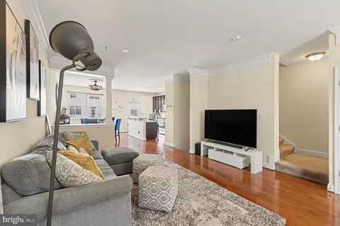 Entry Way - 4440 Potomac Highlands Cir, Triangle, VA 22172 photo 1 of 5