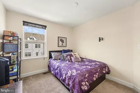 Bedroom - 4440 Potomac Highlands Cir, Triangle, VA 22172 photo 3 of 5