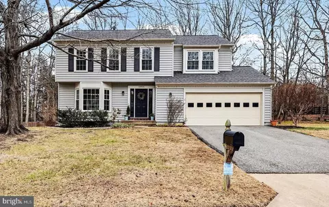 12935 Morning Dew Dr, Woodbridge, VA 22192