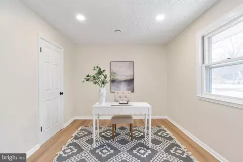 Other - 3234 Riverview Dr, Triangle, VA 22172 photo 3 of 11