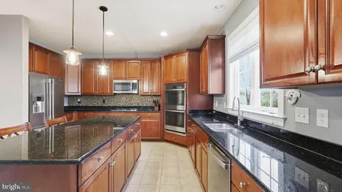 14439 Hamill Run Dr, Gainesville, VA 20155 photo 8