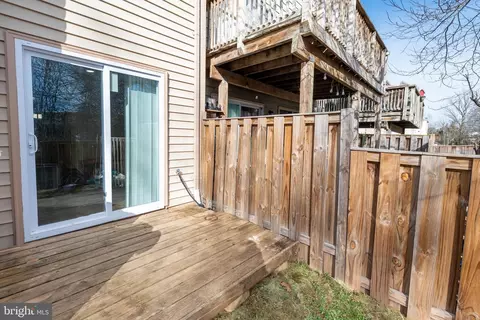 Exterior - 7401 Emerald Dr, Manassas, VA 20109 photo 5 of 6