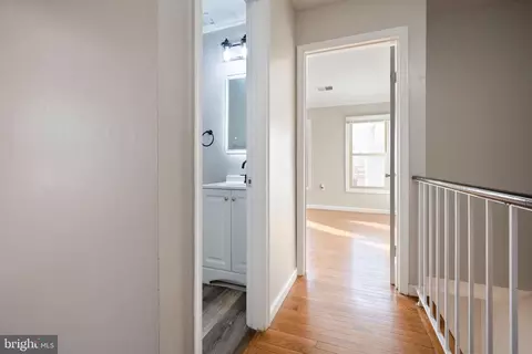 Entry Way - 7401 Emerald Dr, Manassas, VA 20109 photo 1 of 2