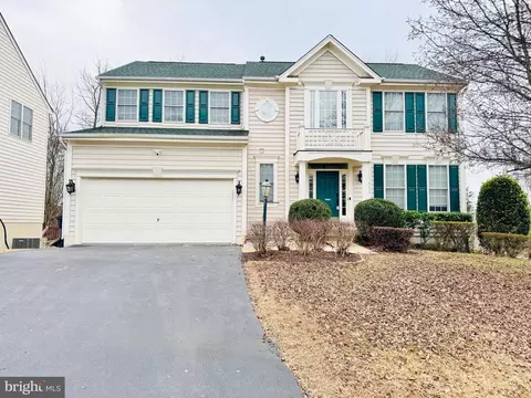 3197 Tulip Tree Pl, Dumfries, VA 22026