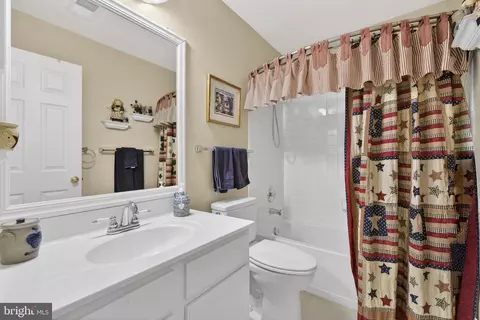 8372 Tenbrook Dr, Gainesville, VA 20155 photo 42