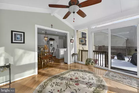 8372 Tenbrook Dr, Gainesville, VA 20155 photo 25