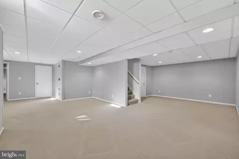 8372 Tenbrook Dr, Gainesville, VA 20155 photo 44