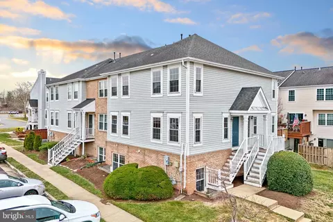 7989 Copperfield Way, Manassas, VA 20109