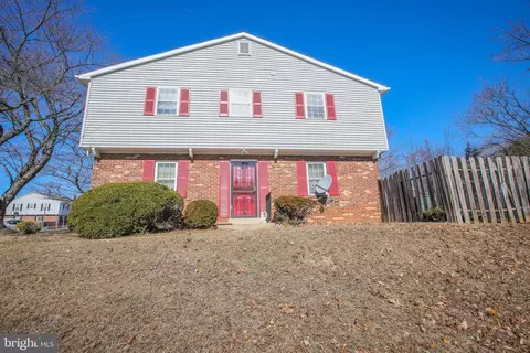 14849 Cherrydale Dr, Woodbridge, VA 22193