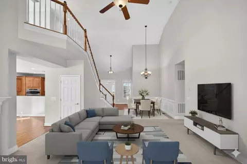 Living - 6159 Ferrier Ct, Gainesville, VA 20155 photo 1 of 7
