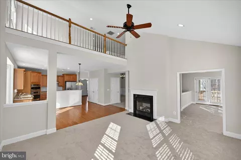 Living - 6159 Ferrier Ct, Gainesville, VA 20155 photo 7 of 7
