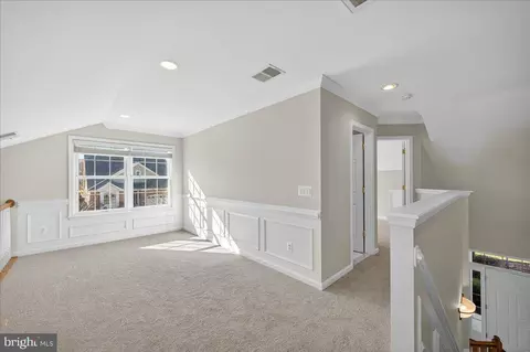 Entry Way - 6159 Ferrier Ct, Gainesville, VA 20155 photo 9 of 9
