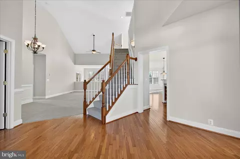 Entry Way - 6159 Ferrier Ct, Gainesville, VA 20155 photo 1 of 9