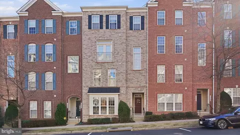 15177 Lancashire Dr, Woodbridge, VA 22191