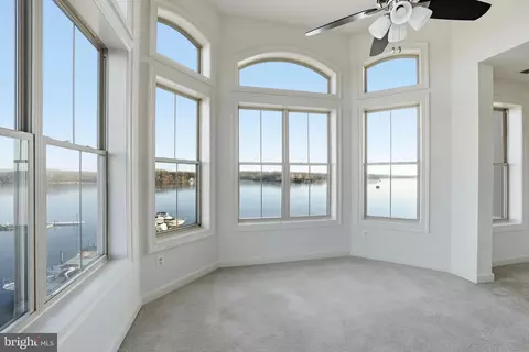 500 Belmont Bay Dr #404, Woodbridge, VA 22191